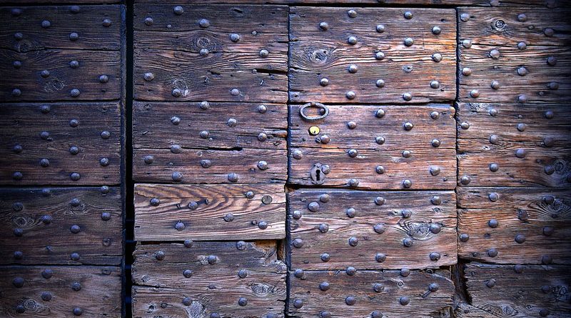 Drzwi ukryte – nowoczesny trend czy praktyczne rozwiązanie? drzwi ukryte